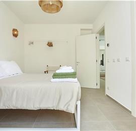 4 bedroom villa with pool, Castellammare del Golfo, sleeps 8-10